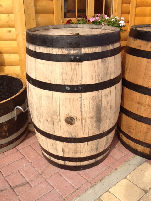 Oberfläche nur abgeschliffen ohne Farbanstrich