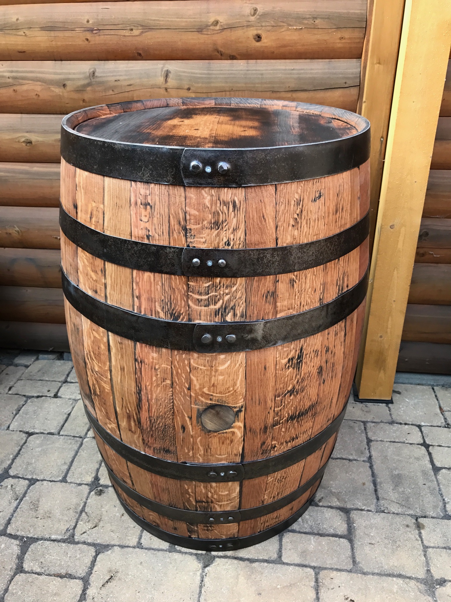 Oberfläche abgeschliffen plus Lasur-Farbanstrich in Eiche hell