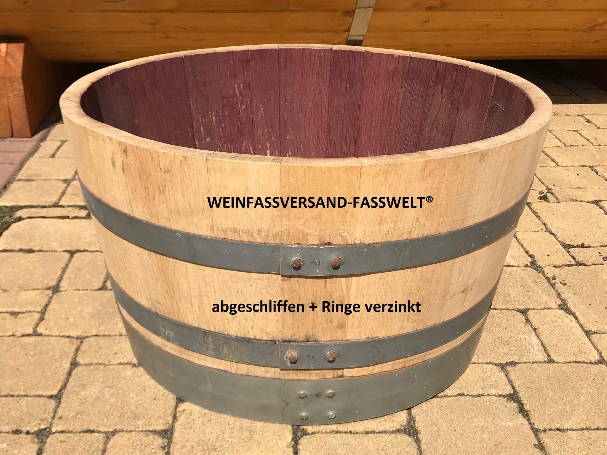 Oberfläche nur abgeschliffen ohne Farbanstrich