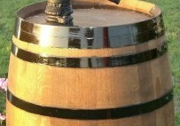 in Schwarz neulackiert und überkreuz verschraubt