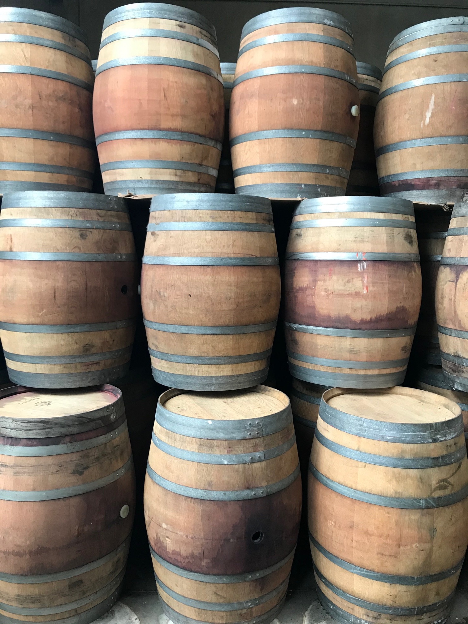 300L: D.mitte 76cm, D.oben 65cm, D.unten 65cm, H.100cm.