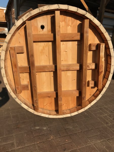 Camping Gartendusche aus Holz mit 1,2m Durchmesser oder als WC Toilette Gartenhaus.