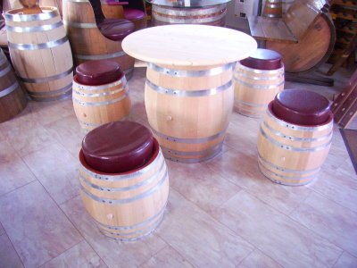 Fass-Sitzgarnitur Toscana aus neuen Eihenholzfässern