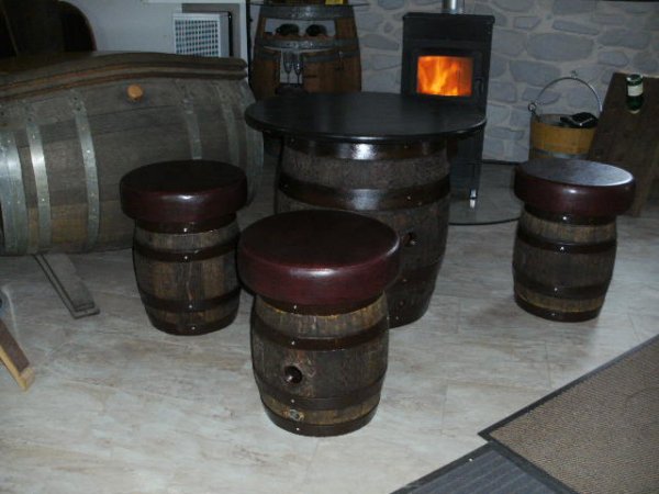 Einmalige und seltene Fass - Sitzgarnitur BAVARIA aus orignal deutsche Bierfässer