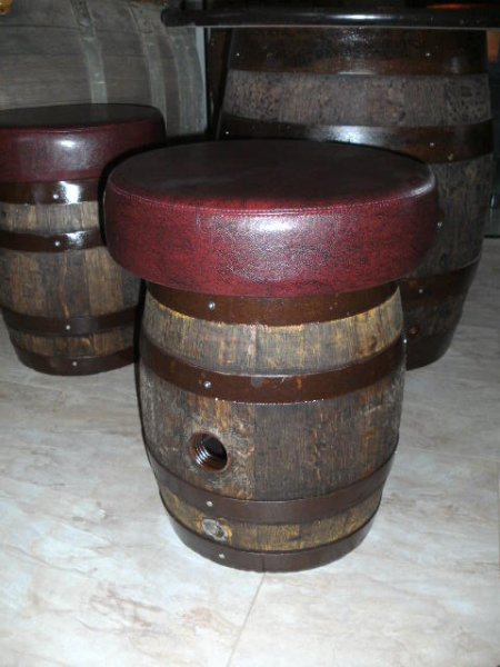 Einmalige und seltene Fass - Sitzgarnitur BAVARIA aus orignal deutsche Bierfässer