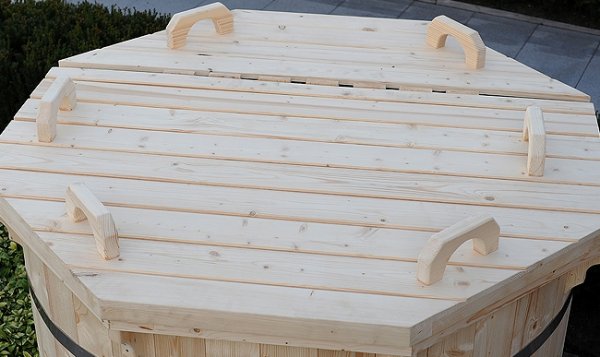 BF1500I1-Deluxe Badefass aus Fichtenholz, Dm 1,5 m, Innenofen