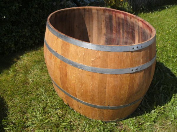 600L ovales Eichenfass Durchmesser 120x90cm und Höhe 80cm.