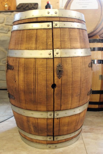 Fasskönigbar-K aus 150Liter neuem Kastanienholzfass