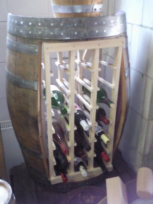 Halbfasstisch mit 80cm halbrunder Tischplatte Weinfass Eichenfass Fasstisch Bistrotisch Wandtisch Tisch