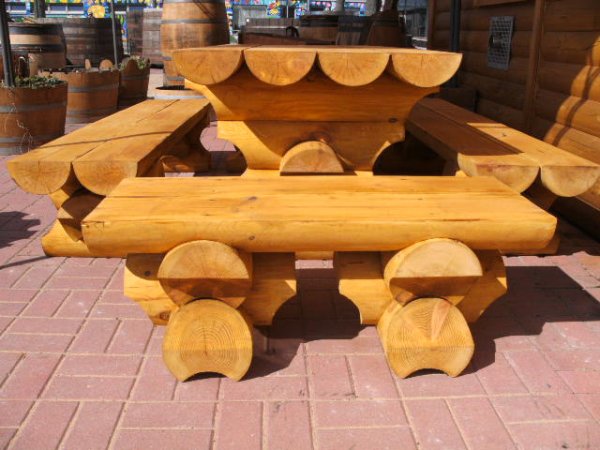 1m Sitzbank 1M-RBSB-RL-B aus massiven Rundbohlen mit 20cm Durchmesser mit 1m Länge und mit Brett-Rückenlehne