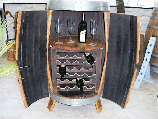 Fasskönigbar aus 225-/300-L gebrauchtem Barriquefass Eichenfass Holzfass Fassbar Fasstisch Bistrotisch Stehtisch Fasstheke Weinfass