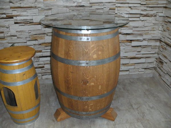 225L Fasstisch-SILVANA mit 4 Fass-Barhocker-HAVANA T-Platte D.100cm H110cm