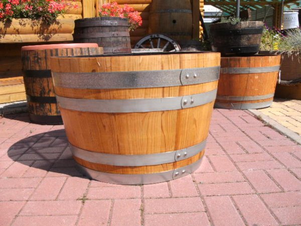 Ca. 75L Miniteich aus neue Kastanienfasshälfte mit D.55cm,H.39cm Blumenkübel mit Extraring