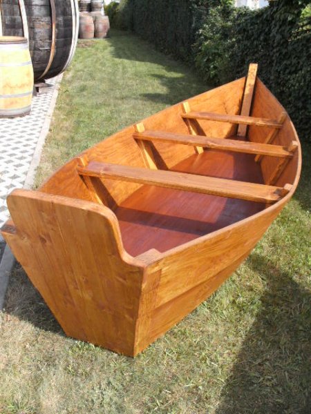 NORDIKA-40S Holzboot mit Segelmast Designboot als Dekoration für den Garten und Gastronomie