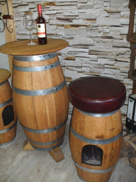 Fasstisch-Havanna-Light D58,H.100cm+4xFassbarhocker Havanna Light Bistrotisch Gruppe