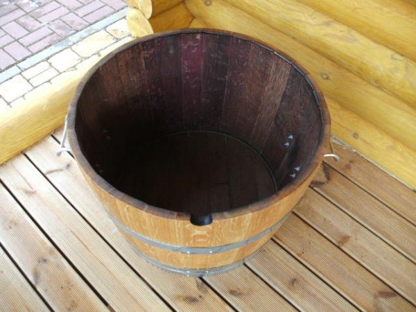 GBKE92 Pflanzkübel aus Eichenholz mit D. 92cm, H.56cm, winterfest Blumenkübel Bluemnfass Palmenkübel Baumkübel