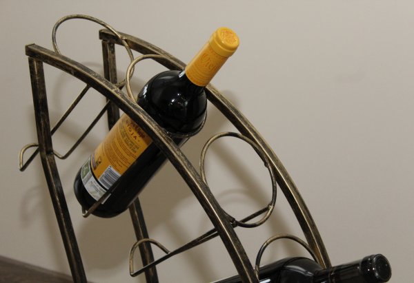 6-er Schmiedebogentraum Weinregal für 6 Flaschen aus massivem Schmiedeeisen
