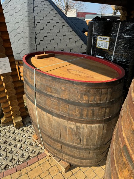 Ca. 2500 Liter ovales gebrauchtes Barrique - Eichenfass Weinfass Holzfass