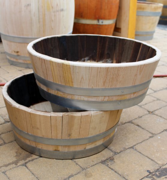 15 Liter neue Kastanienholzfass Fasshälfte mit D.50cm, Höhe 20cm Kastanienfass Fassabschnitt Fasshälfte