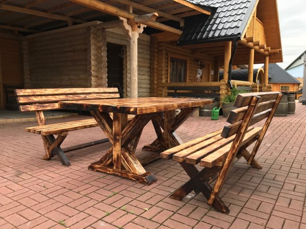 2m FACHWERK - Sitzgruppe Tisch+2xBänke mit Rueckenlehnen FWSGRL2M aus massiven ALT- & Neu-HOLZ FICHTE mit 2m Länge und 100cm Breite Höhe 77cm