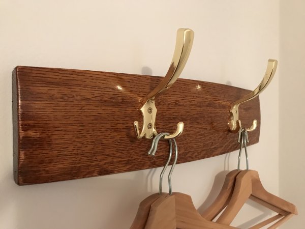 Garderobe aus original Fassdauben aus massivem Eichenholz mit Länge nach Wunsch bis 2m