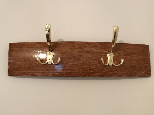 Garderobe aus original Fassdauben aus massivem Eichenholz mit Länge nach Wunsch bis 2m