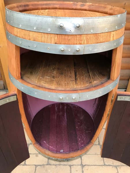 Fasskönigbar mit Fach aus gebrauchtem Barriquefass Eichenfass Holzfass Fassbar Fasstisch Bistrotisch Stehtisch Fasstheke Weinfass