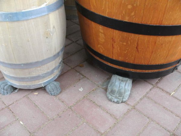 30 Liter neue Kastanienholzfass - Fasshälfte mit D.45cm, Höhe 32cm Halbfass Fassabschnitt Kastanienfass