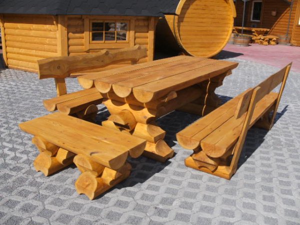 2m Sitzgarnitur 2M-24RBSG aus 24cm Rundbohlen massiv 2 x Bänke ohne Rückenlehnen + 1 Tisch alle Teile mit Länge je 2m.