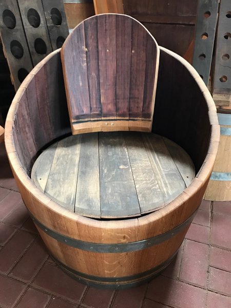 Botega - Weinfasssessel ohne Handlehnen fertig aufgearbeitet Fass - Stuhl Eichenfass Fassstiz