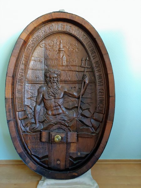 Fassfront Rarität aus dem Jahr 1929 oval mit D.120x80, Tiefe 20cm aus massivem Eichenholzfass