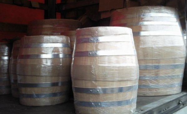 225 Liter-neues Holzfass - Barriquefass Eichenfass Weinfass aus kaukasischer Eiche Schnapsfass Brandfass Whiskyfass