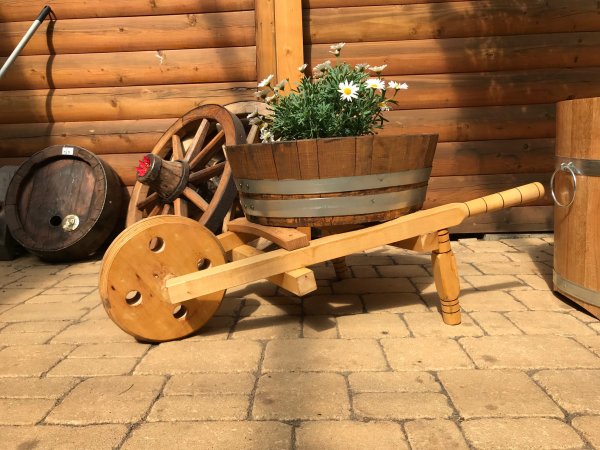 Pflanzenkarre mit 15 Liter neue Kastanienholzfass Fasshälfte mit D.48cm, Höhe 20cm