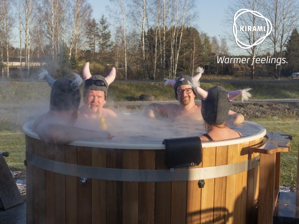 Premium Pearly M mit CUBE Außenofen Neues rundes Badefass mit Kunststoffeinsatz und Außenverkleidung nach Wunschfür 4-6 Personen