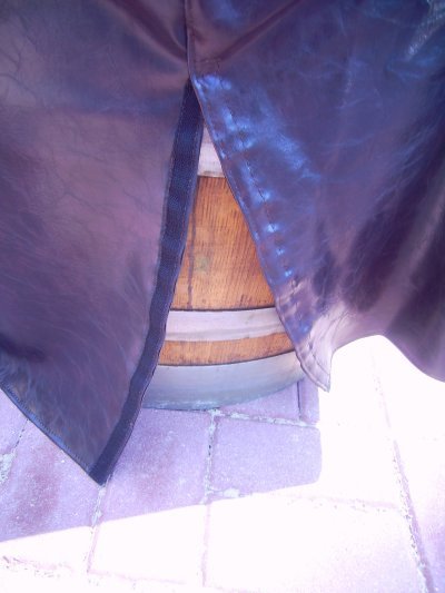 300 Liter gebrauchtes mittleres Barrique Eichenfass Weinfass Wasserfass Fasstonne Regentonne