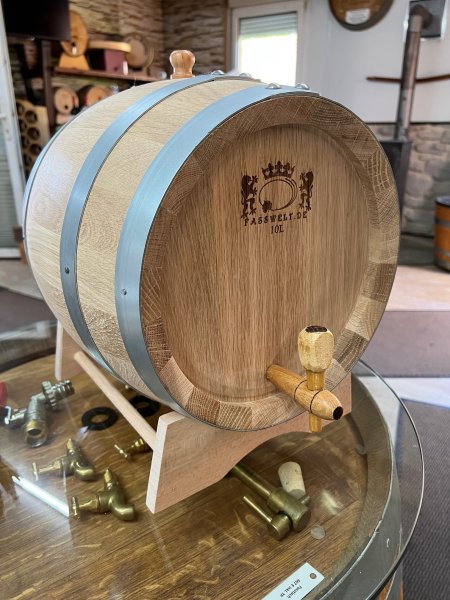10 Liter Eichenfass innen roh und geschmackgebend Böttcherware Schnapsfass Weinfass Whyskifass Holzfass