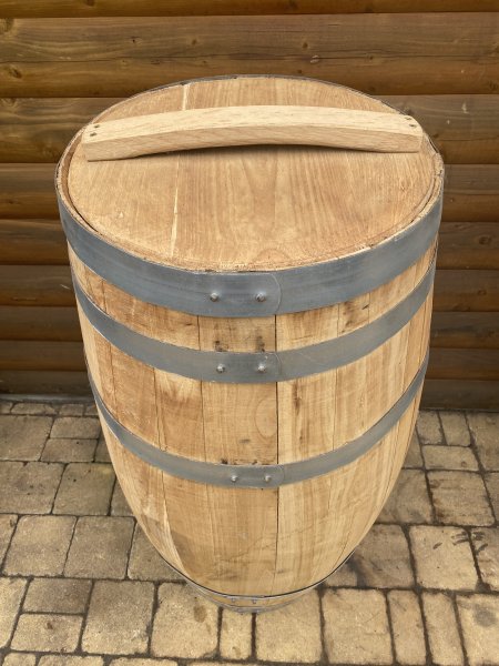 150 Liter Weinfass Regentonne mit Deckel und Griff aus neuem Zigarren Kastanienholzfass H.107cm, D.59cm Fass Holzfass Regenfass Wasserfass