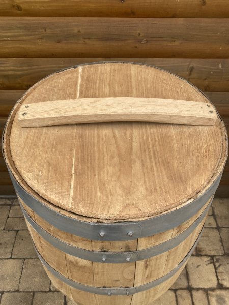 150 Liter Weinfass Regentonne mit Deckel und Griff aus neuem Zigarren Kastanienholzfass H.107cm, D.59cm Fass Holzfass Regenfass Wasserfass