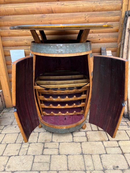 Fassbar-Tisch - Korsika-300L+WR20 aus 300 Liter gebrauchtem Eichenfass mit Weinrgal für 20 Flaschen Holzfass Fass Fasstisch Bistrotisch Stehtisch