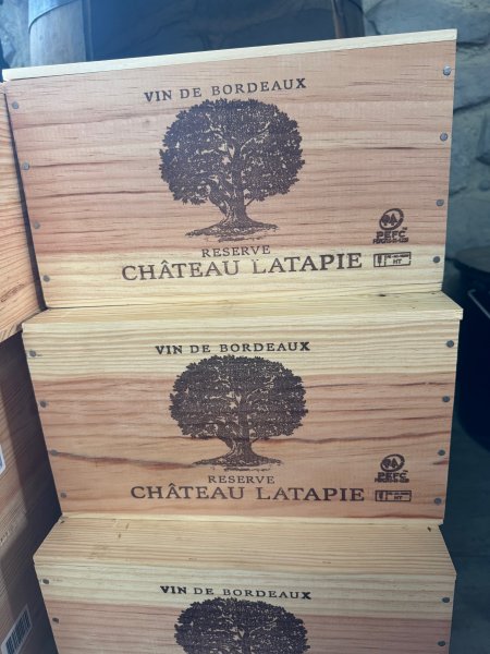 Chateau LATAPIE - RISERVE 2020 - 60 x 0,75L Flaschen Rotwein im Barriquefass gereift AOC BORDEAUX ROUGE