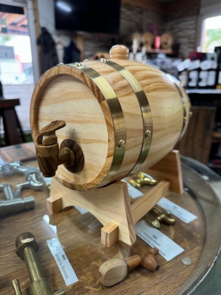 1.5 Liter Fass innen mit Kunsstoff-Bag und somit nicht geschmackgebend Schnapsfass Fass Whiskyfass Brandfass Holzfass Weinbrandfass