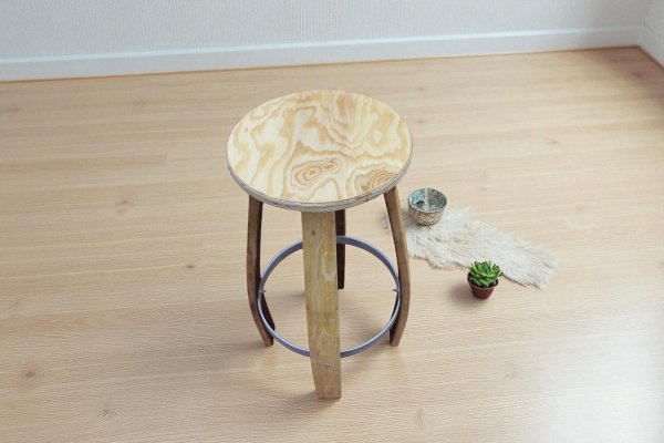 Fass Barhocker M10 Fassbarhocker mit Wunsch - Logo Stehtischhocker Sitzhocker Stuhl Holzstuhl Holzhocker Sitz Hocker