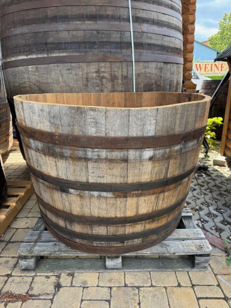 Ca. 350 Liter Eichenfasshälfte Durchmesser 105cm und Höhe 60cm als Miniteich Pflanzenkübel Saunatauschbecken