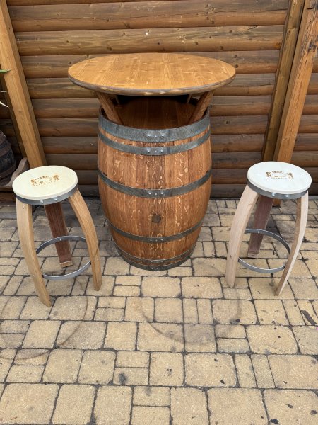 Fasstisch BORDEAUX - Tischplatte D.80 H110cm + 4 Fass-Barhocker-M7