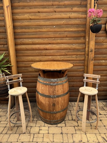 Fasstisch BORDEAUX - Tischplatte D.80 H110cm + 4 Fass-Barhocker-M8