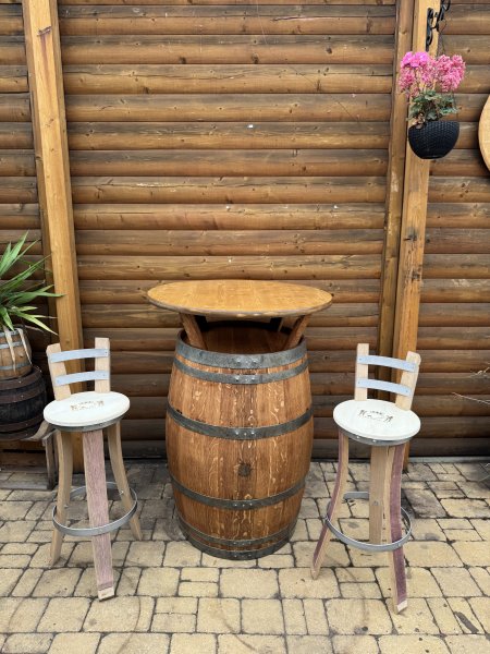 Fasstisch BORDEAUX - Tischplatte D.80 H110cm + 4 Fass-Barhocker-M11