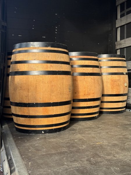 400 Liter rundes gebrauchtes Eichenfass Weinfass Holzfass