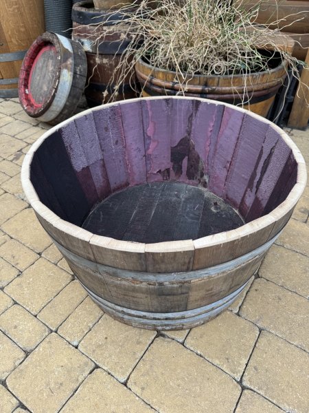 100 Liter Barrique dunkle Chateau - Eichenfasshälfte mit D.70cm,H.40cm Blumenkübel Eichenfass Holzfass Wasserfass Regentonne