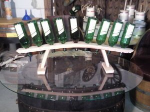 9-er Weinbrücke-hell, originales Weinregal aus Weinfassdaube