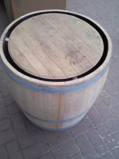 220 Liter Regentonne aus gebrauchtem Barrique Eichenfass Holzfass Miniteich Wasserfass